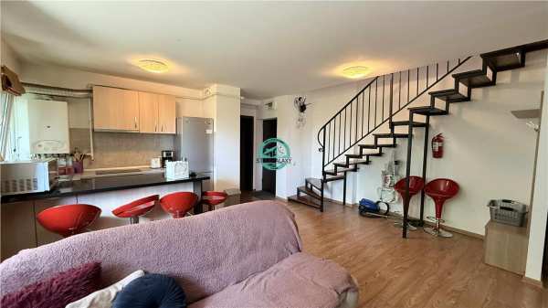 Inchiriez apartament cu 4 dormitoare, 2 bai in 7 noiembrie la 12 min de umf