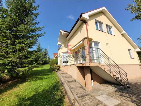 Casa 4 camere , livezeni , cartierul orizont