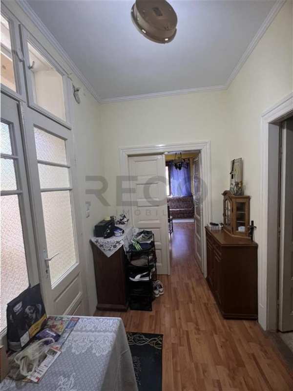 Reco, doua case, zona  ultracentral, singur in curte, oradea