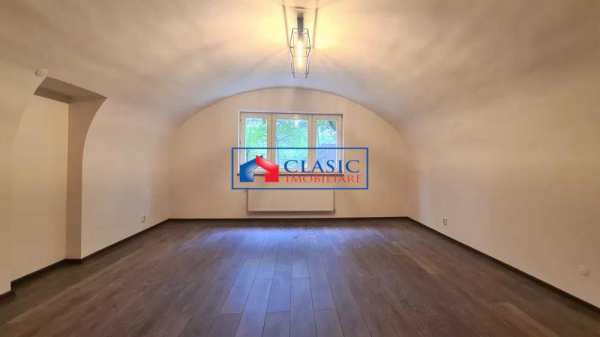 Vanzare apartament ideal destinatie birou zona stadion cfr gruia, cluj-napoca