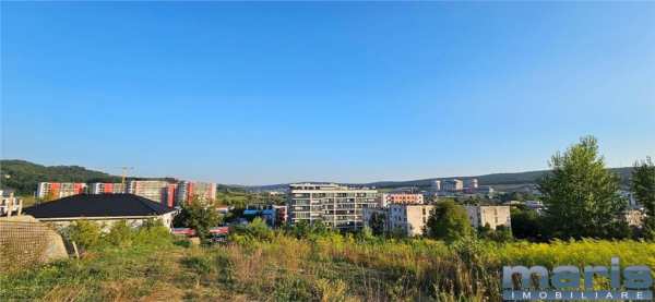 1.000 mp teren intravilan tudor str. livezeni cu puz pentru casa