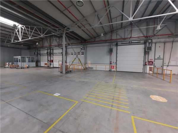 Spatiu industrial - 6500 mp - productie - depozitare