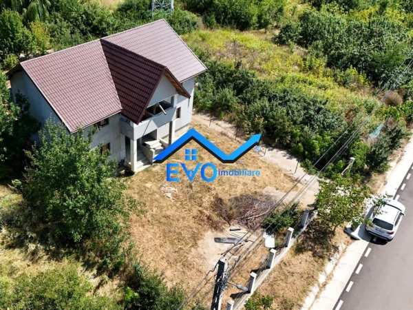 Duplex integral 2 unitati, vedere lac ciurbesti, doar 140000 euro
