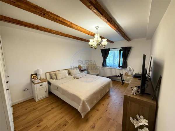 Casa renovata integral, 107 mp utili, teren 2400 mp ã¢â¬â paulesti, vrancea