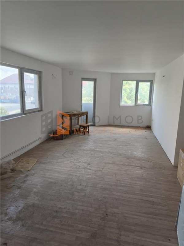 Spatiu comercial zona garii