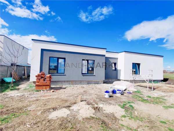Comision 0% duplex de vanzare intrare mosnita