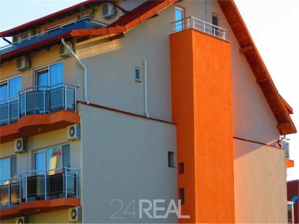 Pensiune turistica de vanzare mamaia nord - 27 camere, langa plaja