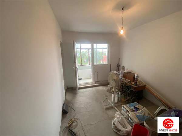 Apartament cu o camera de vanzare pe gh. doja, mureseni