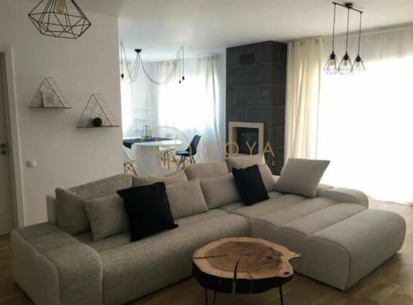 Apartament 4 camere pipera scoala americana ibiza sol 2 parcari