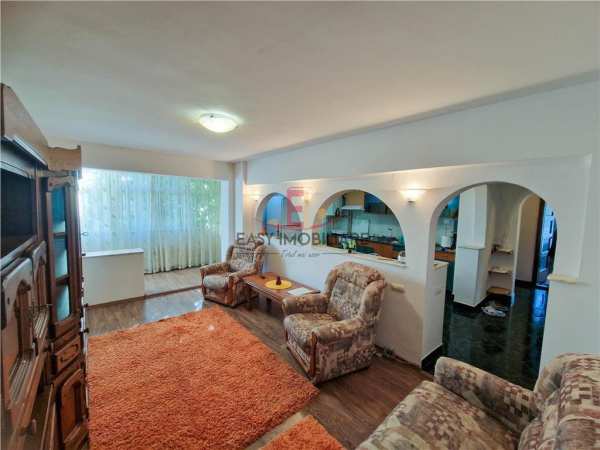 Apartament 4 camere,tudor,2 bai,lift,targu mures