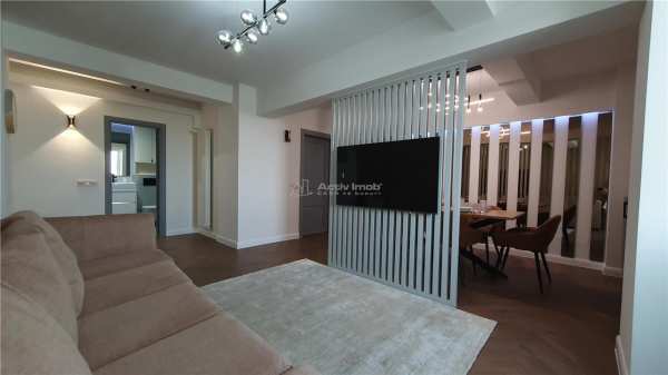 Apartament  de lux - 3 camere - 90 mp - bloc nou - obcini