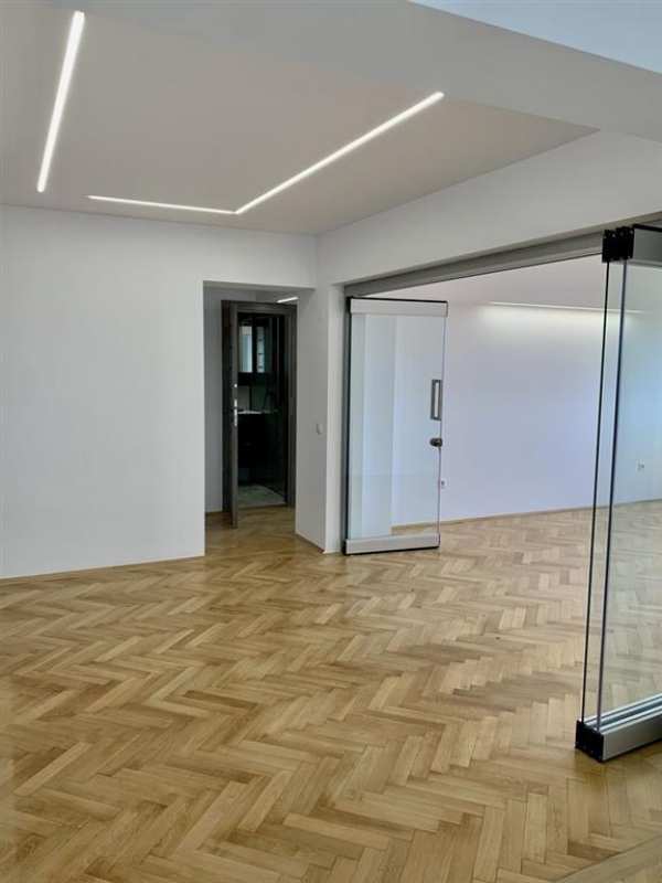 Apartament cu 3 camere, elegant, central, targu mures