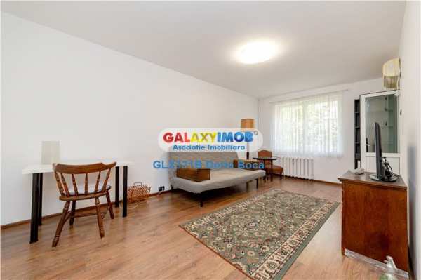 Inchiriere apartament de 3 camere titan (str. soldat petre m. tina)