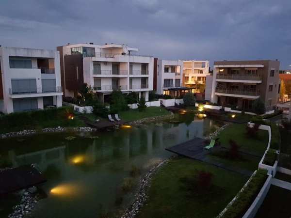 Vila 8+ camere | vedere lac | baneasa