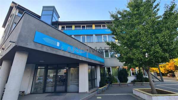 Exclusiv, cladire comerciala de vanzare, timisoara