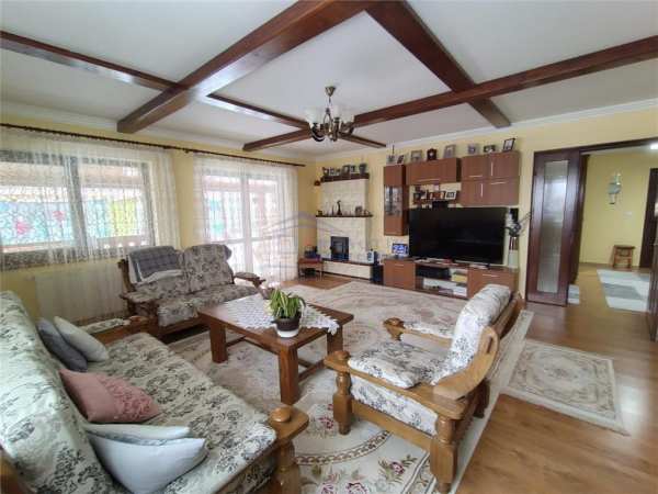 Casa individuala tisauti | 6 ari teren | garaj si foisor | c-5534