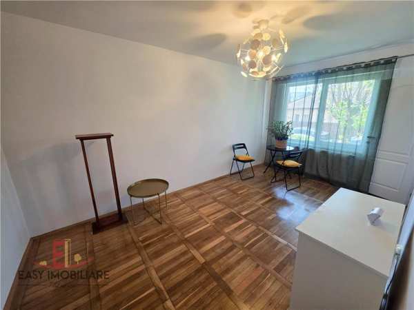 Garsoniera, etaj 6 din 8, str. cutezantei, tudor, targu mures