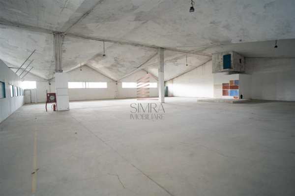 Hală mare si birouri de închiriat oradea 2032 mp ã¢â¬â acces logistic, compartimentare flexibil