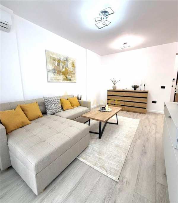 Garsoniera | 2 minute metrou berceni | 37,70 mp | 68.000 ã¢ââ¬
