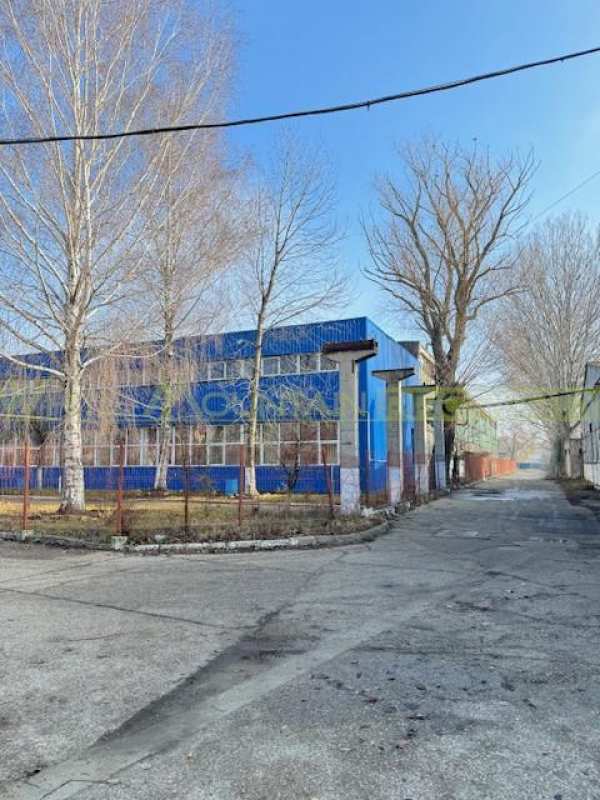 Vaslui aproape de iasi, hale si birouri de vanzare