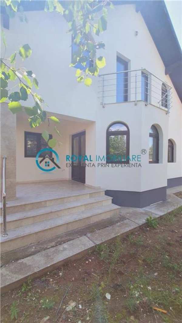 Royal imobiliare - vanzare vila paulesti