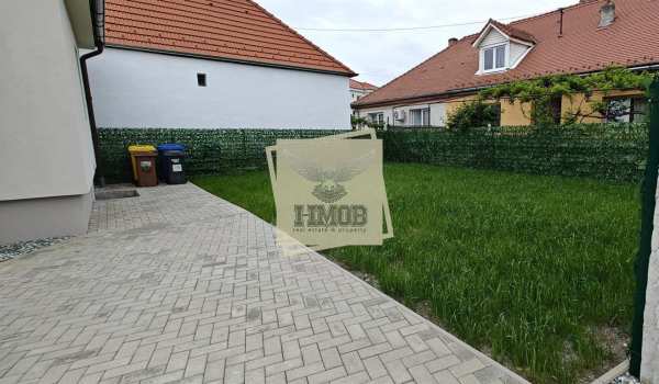 Casa cu 3 camere si 454 mp teren in zona calea poplaci