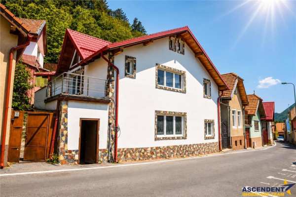 Casa individuala:rezidential/servicii/ investitional,centrul istoric medieval brasov
