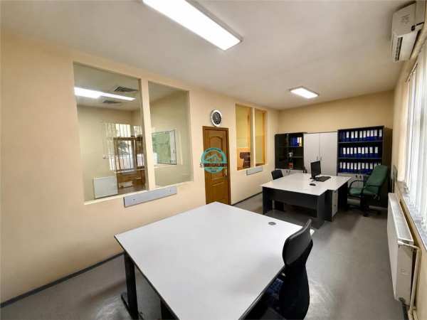 Spatiu comercial de inchiriat, sup. 75 mp, in centru