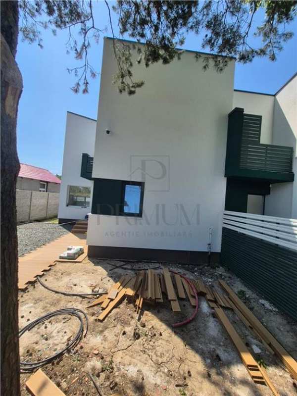 Casa individuala - plopi  - la cheie - design premium