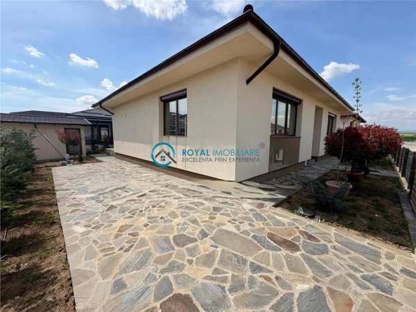 Royal imobiliare - inchiriere casa zona albert