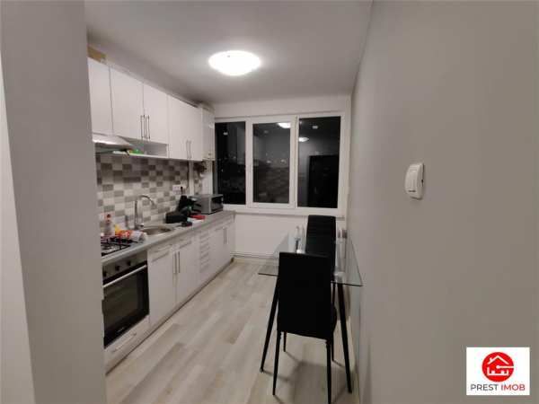 Apartament cu doua camere de inchiriat in cornisa