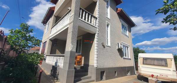 Casa cu etaj,s+p+e 791mp teren zona schit