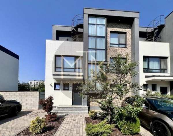 Exclusiv | vila lux 5 camere | baneasa-sisesti