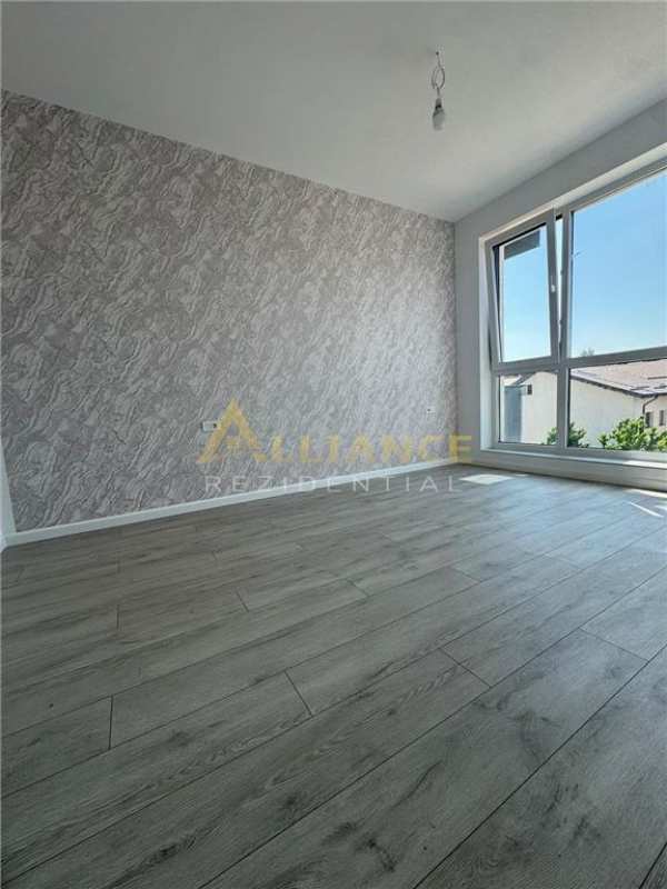 Apartament 3camere modern 61.2mp strada leordeni