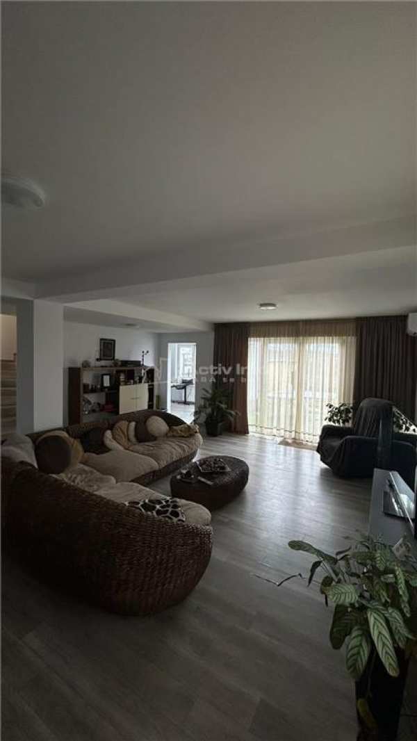 Casa moderna - buftea - 5 camere - 3 bai - 230mp - 500mp teren