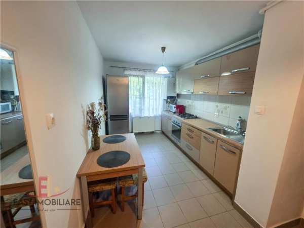 Apartament 2 camere, umf, decomandat, tudor, targu mures