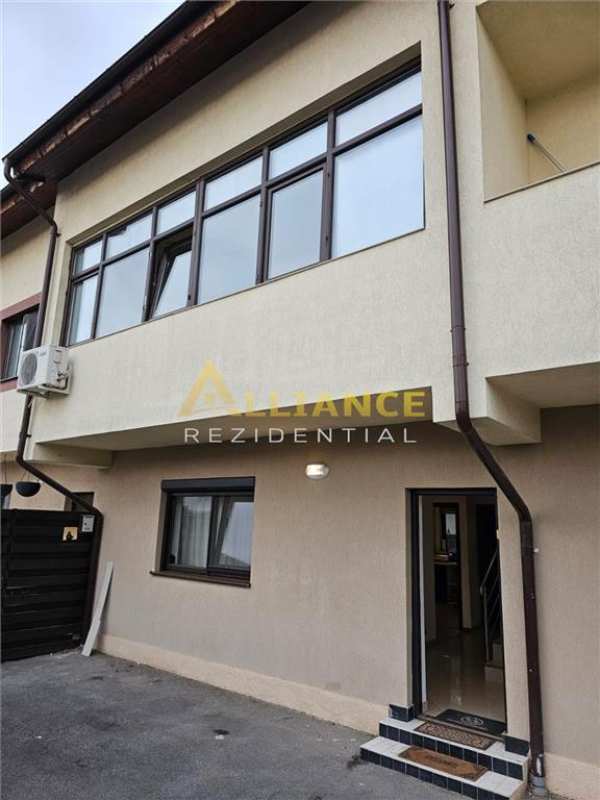 Vila 5 camere p+1+m | 133 mp utili | curte proprie | loc parcare