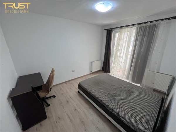 1 camera i str. eroilor 248 i etaj 1 i orientare sud