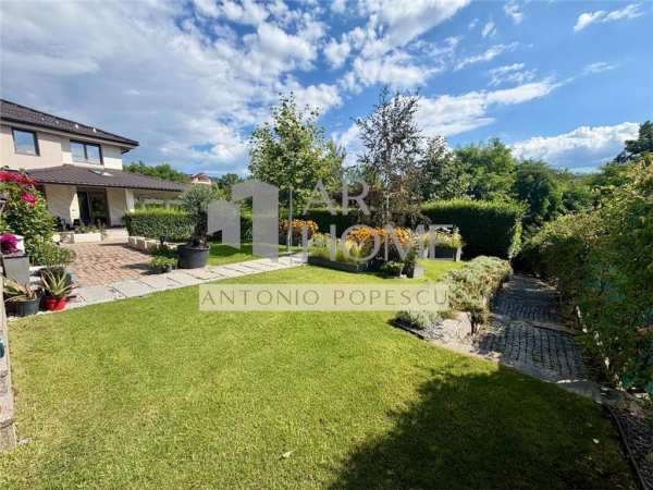 Casa 5 camere, ansamblu rezidential cu piscina, in paulesti prahova.