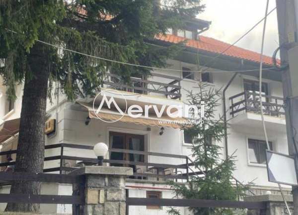 Pensiune de vanzare in busteni